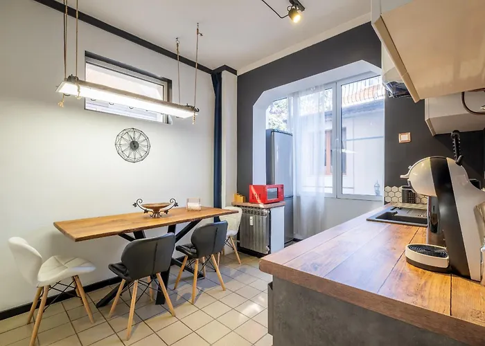 Modern , Spacious 2br In Center Apartamento Sofía