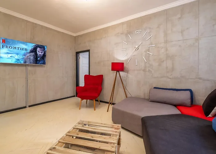 Modern , Spacious 2br In Center Sofía