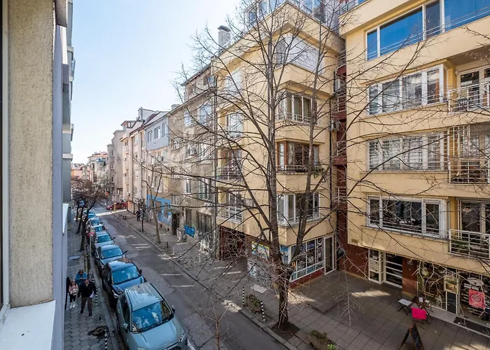 Modern , Spacious 2br In Center Apartamento Sofía