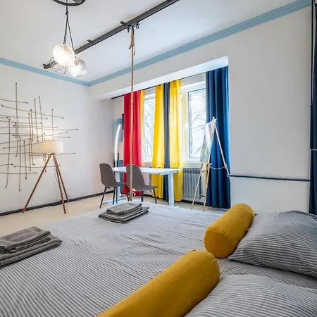Apartamento Modern , Spacious 2br In Center
