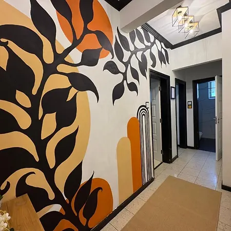 Modern , Spacious 2br In Center Appartamento