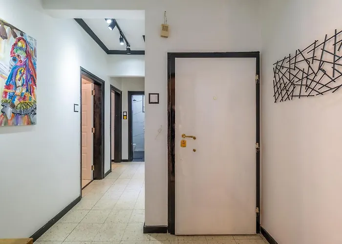 Modern , Spacious 2br In Center * ソフィア