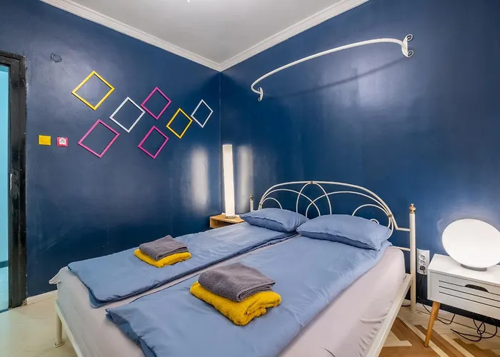 Modern , Spacious 2br In Center ソフィア